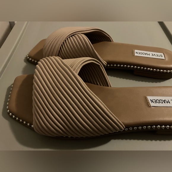 Steve Madden Ravina Sandal - Picture 4 of 5